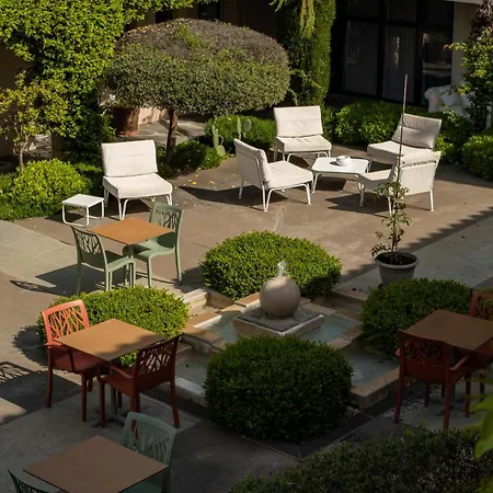 Hotel Patio De Violette