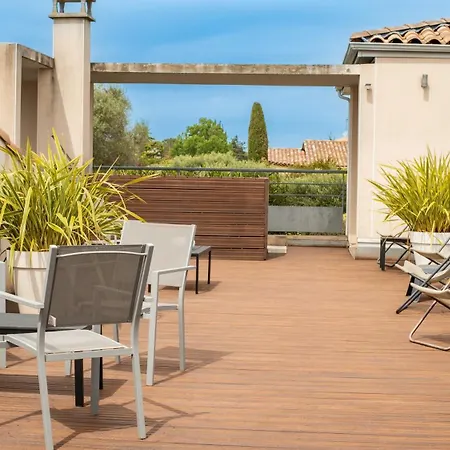 Hotell Patio De Violette