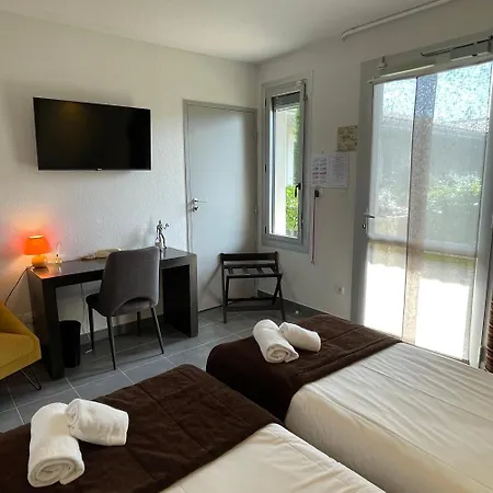 Patio De Violette Hotell 3*