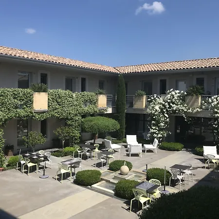 Patio De Violette Hotel 3*