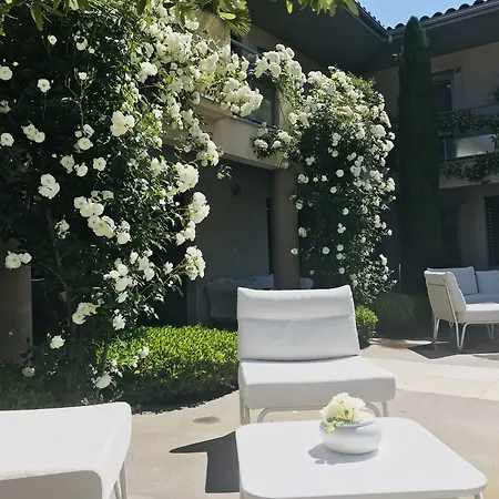 Отель Patio De Violette 3*