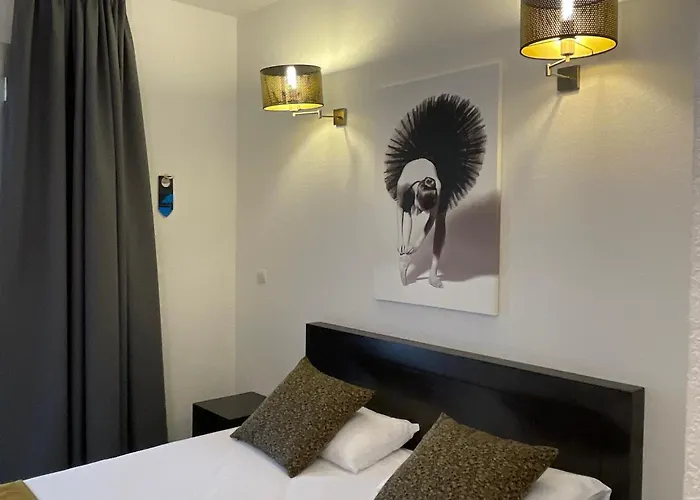 Patio De Violette Hotel 3*